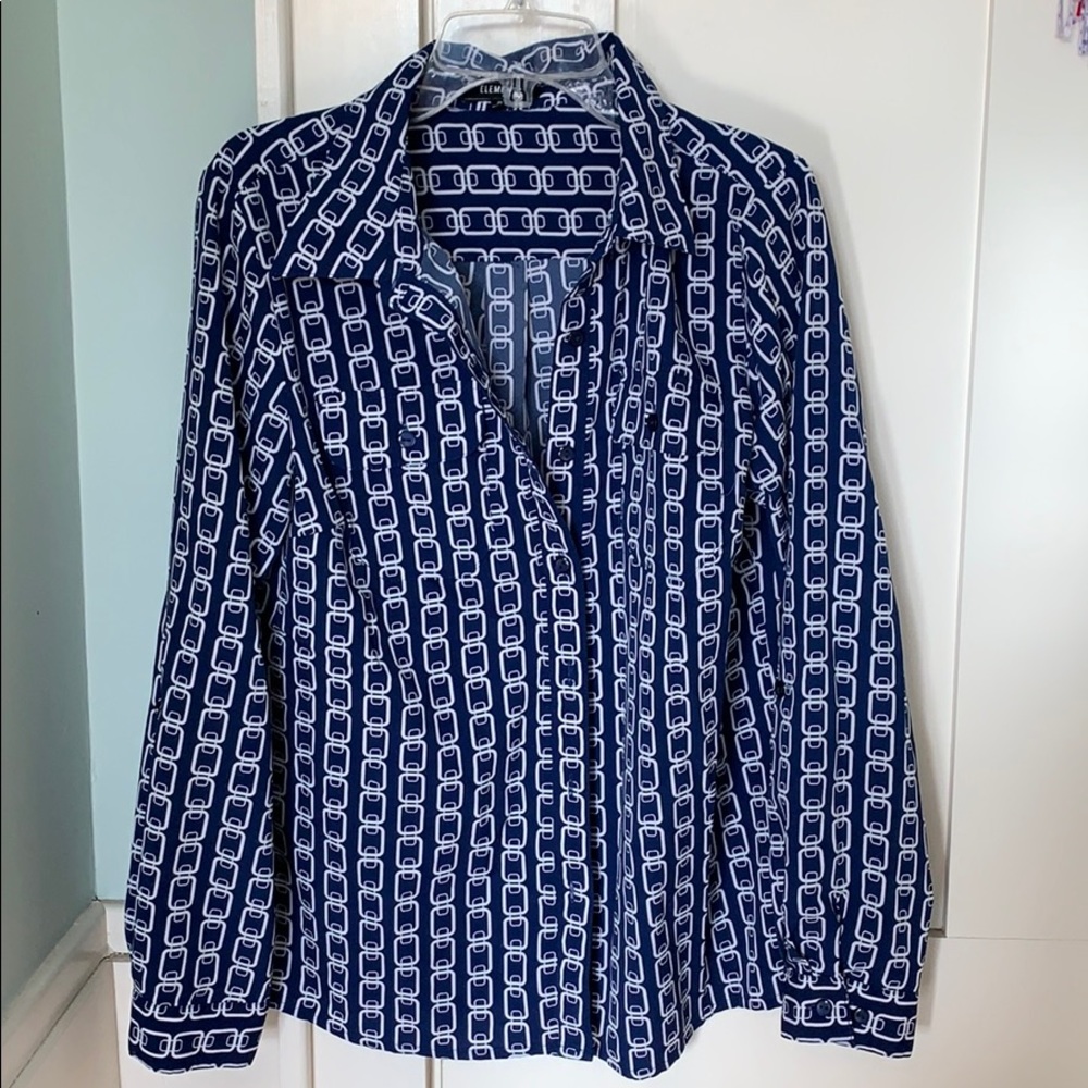 Long sleeved colored shirt